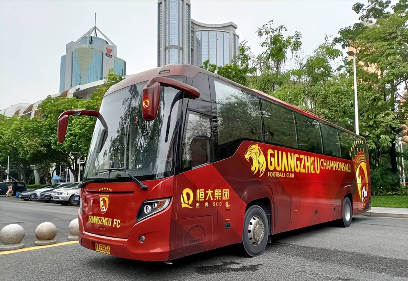 开云体育h5-广州恒大客场胜利，继续扩大领先优势的简单介绍