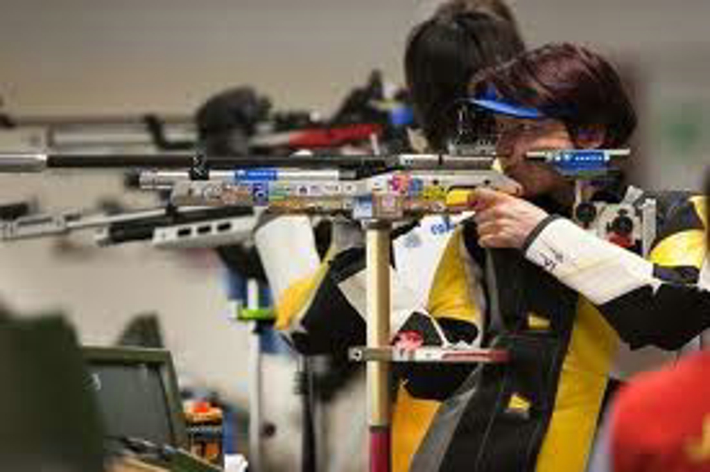 德国选手在射击比赛中展现冷静稳定